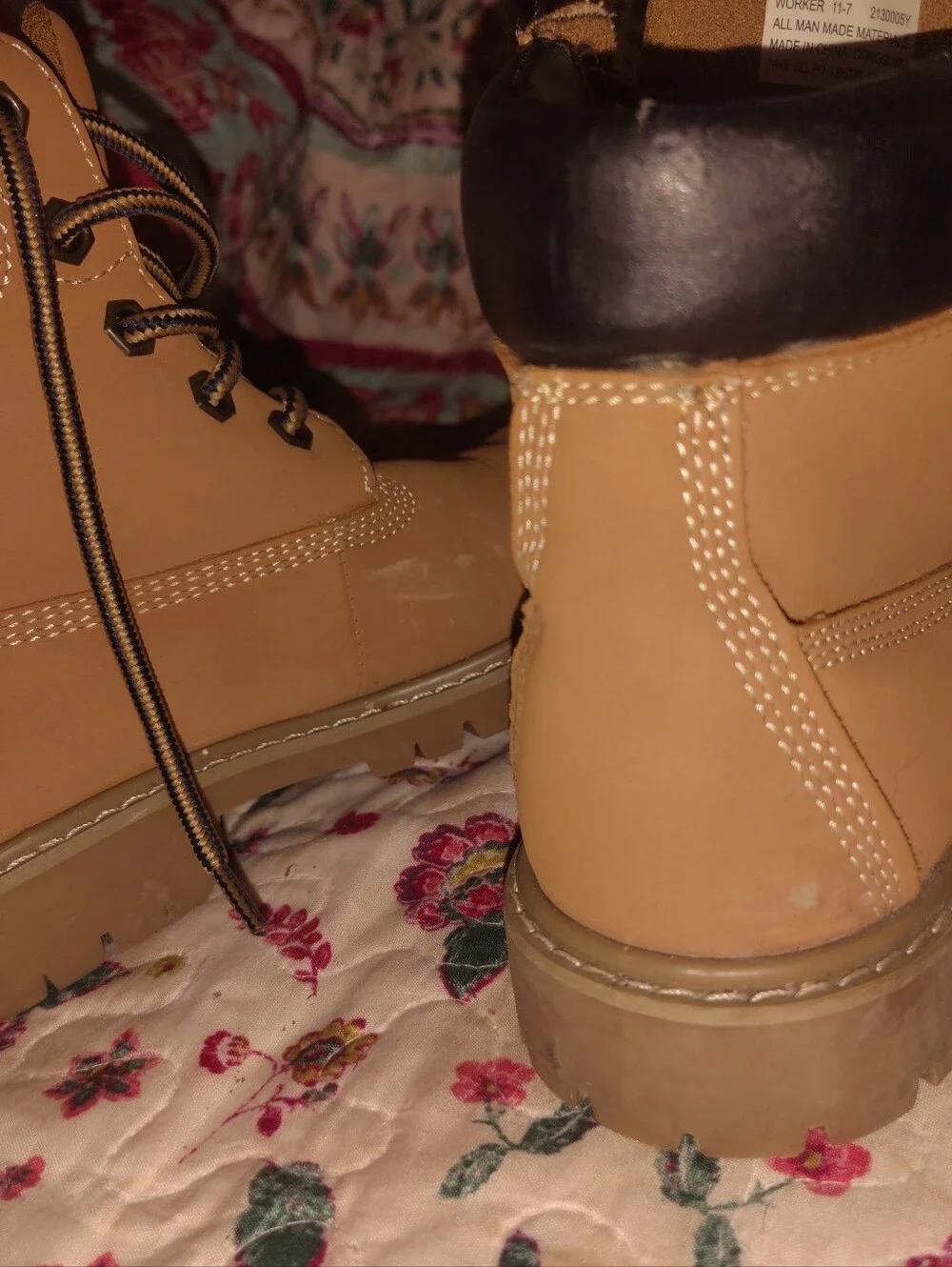 Target Boys Worker 11-7 Wheat Ankle Lace Up Work Boots Size 4M Tan, Like New